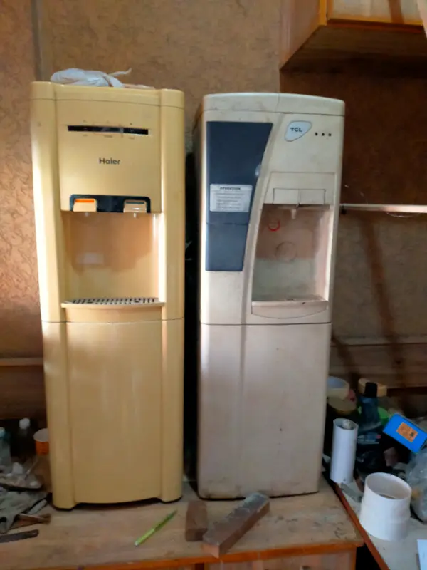 Water dispenser photo 1