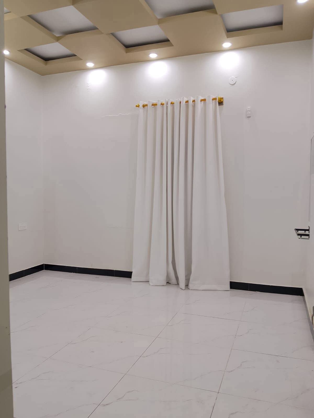 Brand portion for rent photo 1