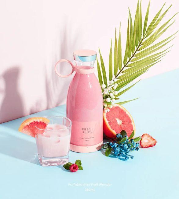 Charger portable juice cup available photo 3