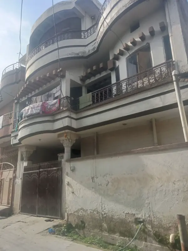 5 Marla triple story house for sell photo 1