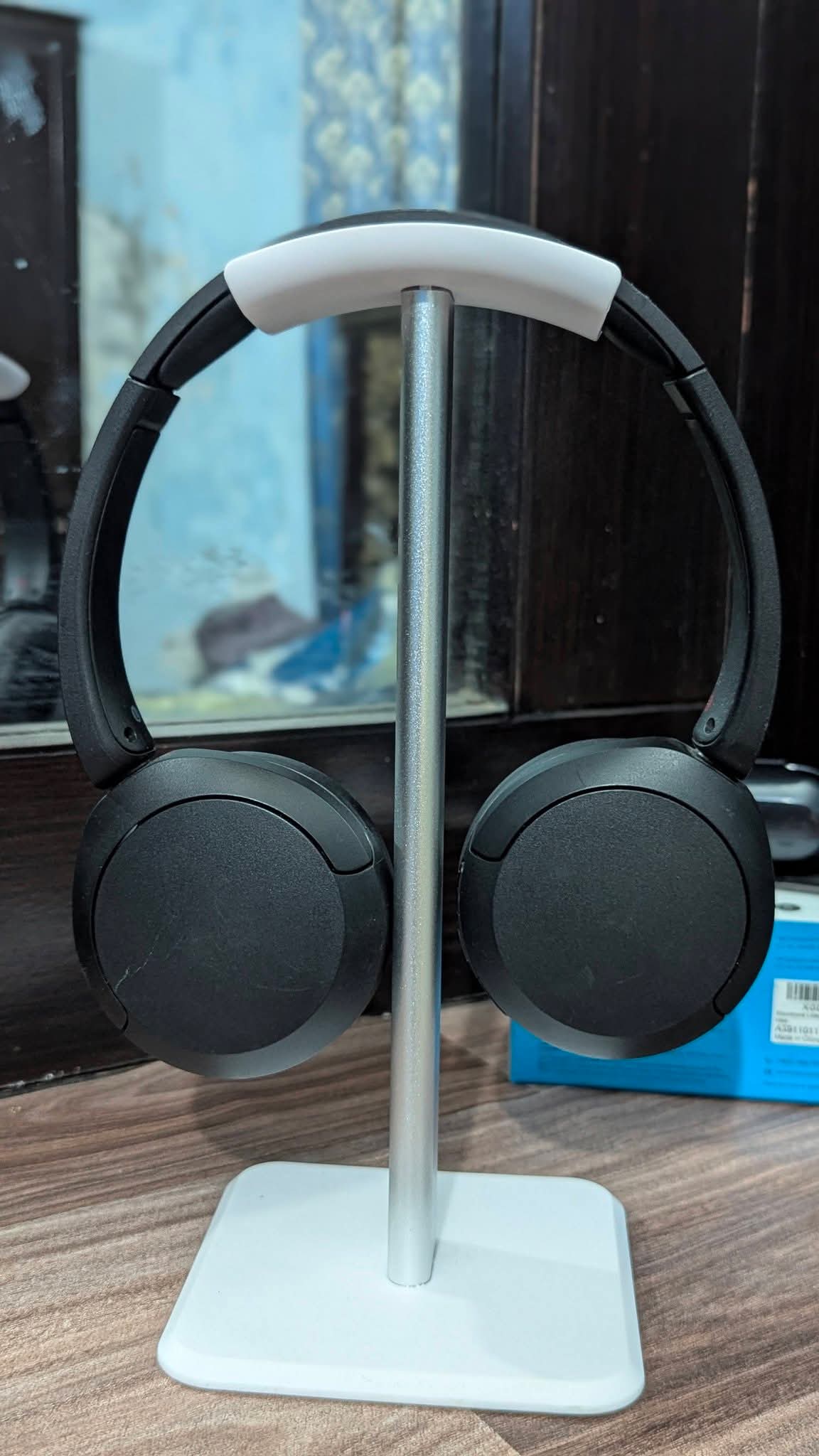 Sony wh-Ch520 bluetooth headphones lush condition photo 6