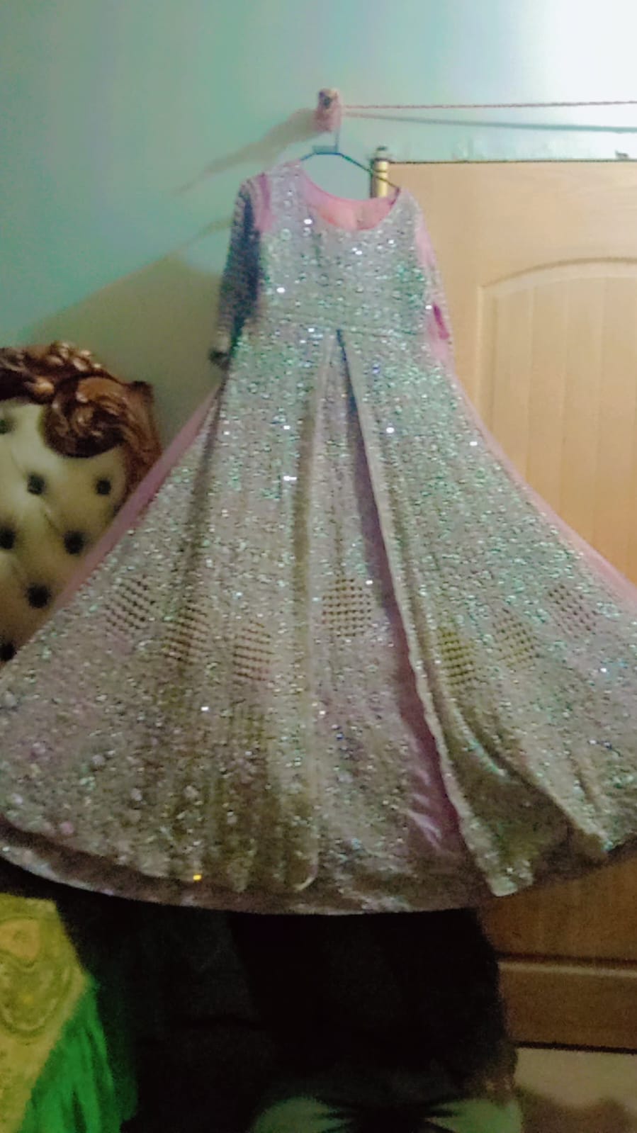 Ladies Walima dress for sale only wear 1 time photo 3