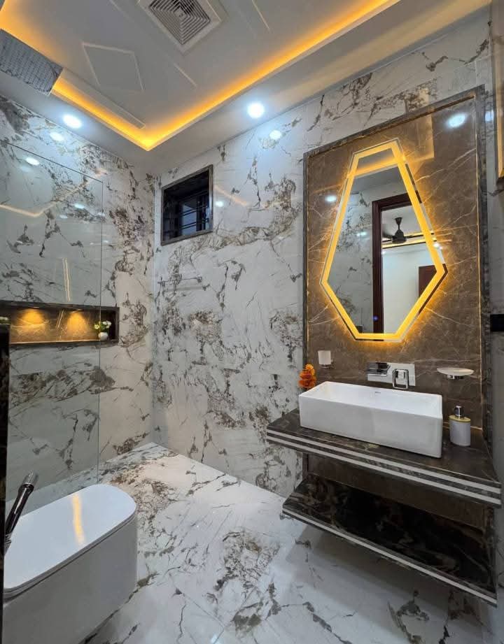 10 marla House for Sale brand new beautiful photo 4