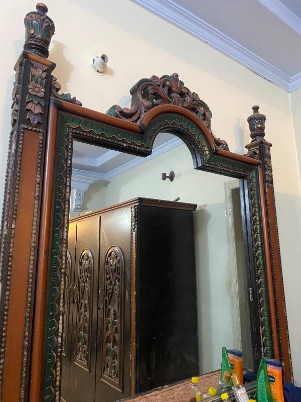 Wooden sheesha work hand work bed set photo 1