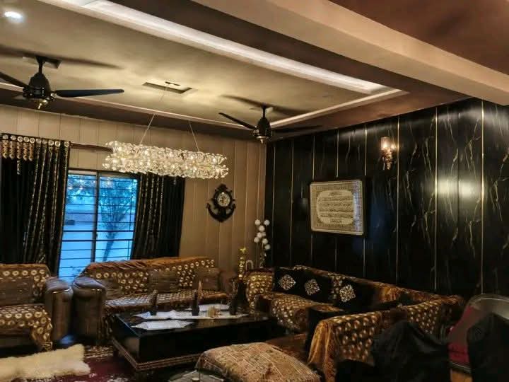 16 Marla house Available for Sale in Executive & Prime Location of Chinar bagh Society main raiwind road near photo 8