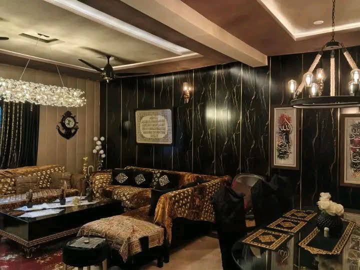 16 Marla house Available for Sale in Executive & Prime Location of Chinar bagh Society main raiwind road near photo 4