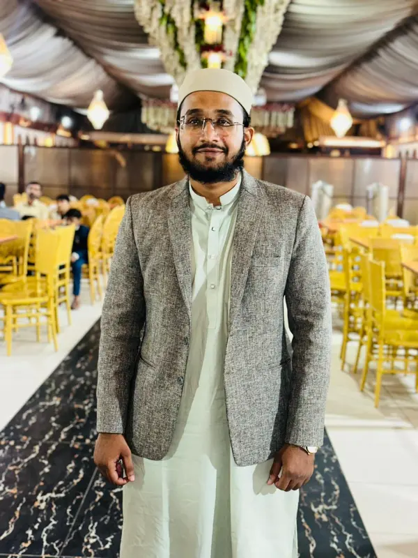 Online quran teacher & school teacher photo 2
