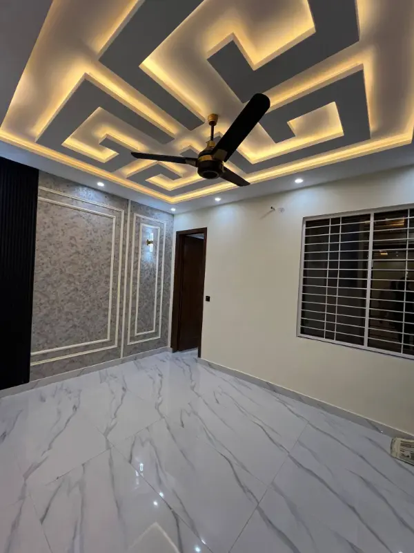 5 marla double story house for sell photo 8