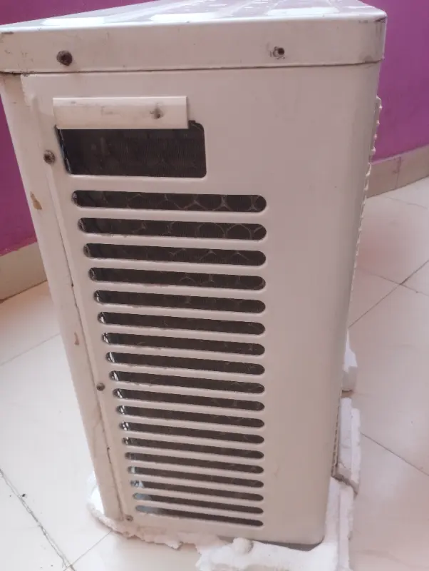 1.5 TON SPLIT AC MITSUBISHI SLIM photo 2
