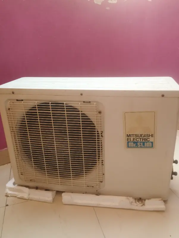 1.5 TON SPLIT AC MITSUBISHI SLIM photo 1