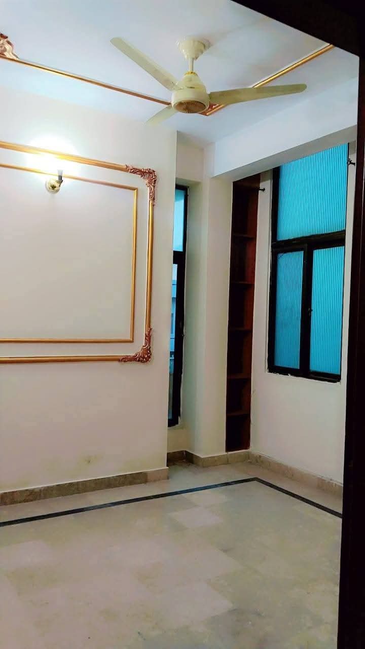 3 bed flat for sell in G_15 Mini Markaz Islamabad photo 3