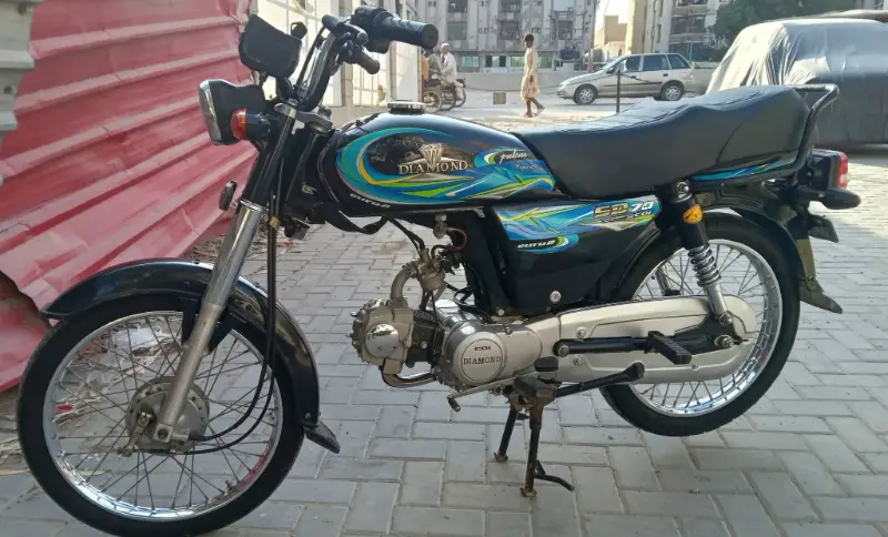 Diamond 70cc bike Black colour model 2025 photo 3