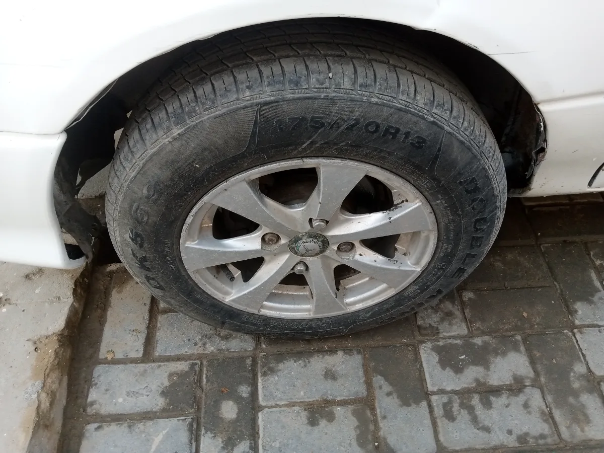 Suzuki Cultus EFI 2014 photo 7