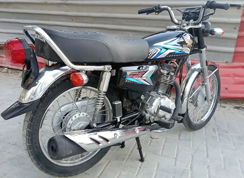 Honda CG_125 2024 Advanced model Genuine mint condition photo 6