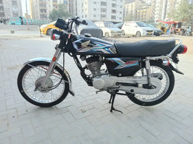 Honda CG_125 2024 Advanced model Genuine mint condition photo 2