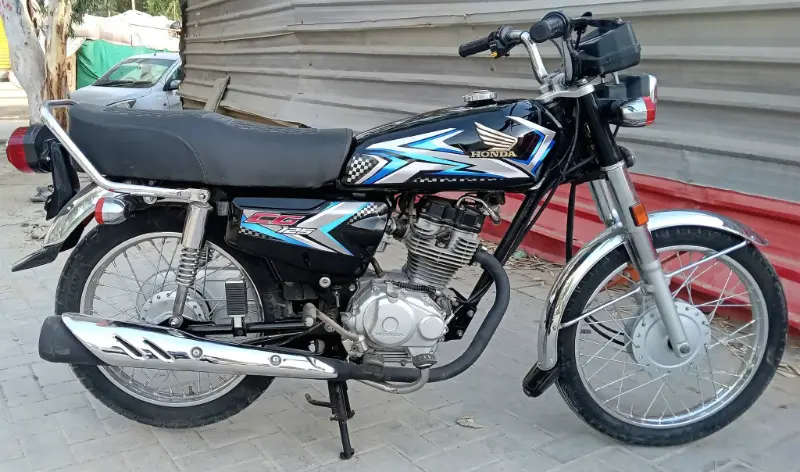 Honda CG_125 2024 Advanced model Genuine mint condition photo 3