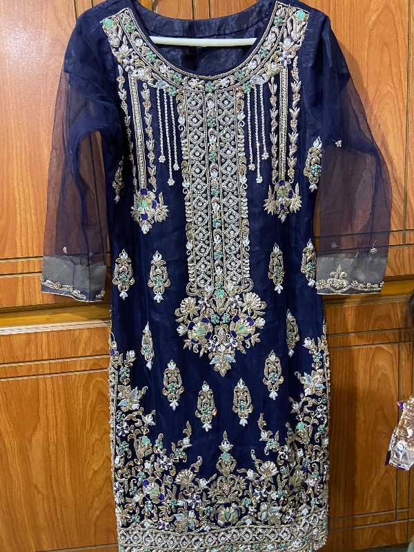 Dress for sale photo 4