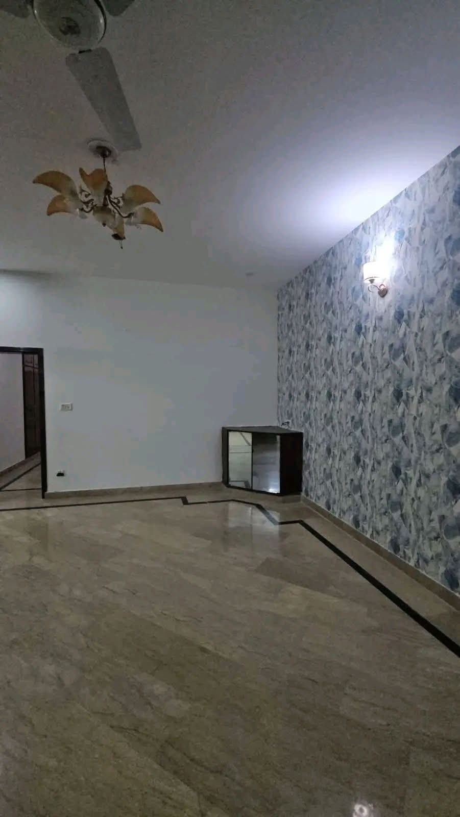 10 marla 1.5 storey house for sale photo 9