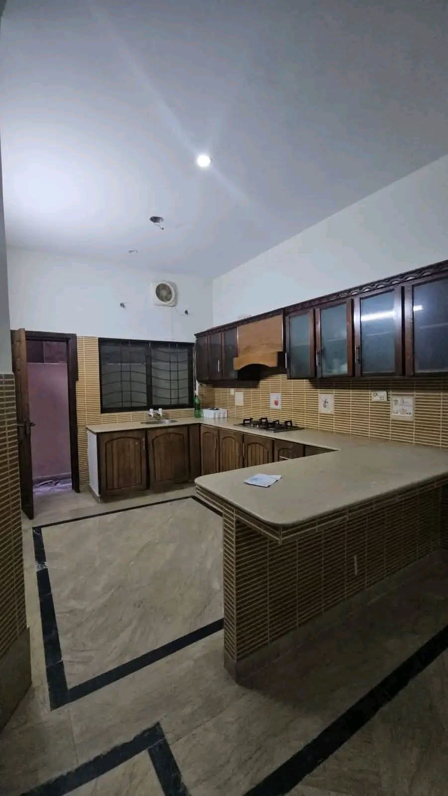 10 marla 1.5 storey house for sale photo 5