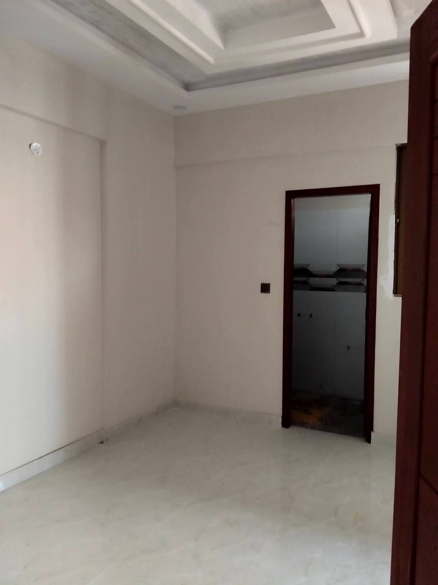 Kaneez fatima block4 3bed dd 2nd floor west open flat for rent photo 2