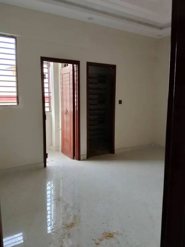 Kaneez fatima block4 3bed dd 2nd floor west open flat for rent photo 1