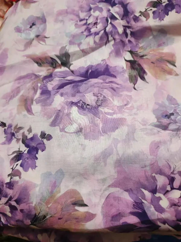 Ladies cloth photo 2